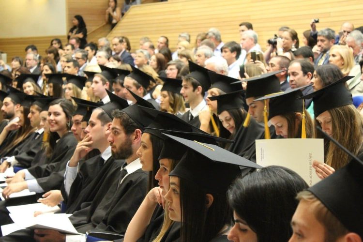 Nuova tassazione per le borse di studio post-laurea