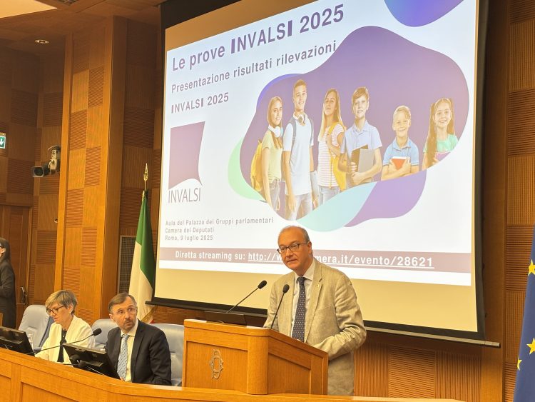 Invalsi, Valditara a Corriereuniv.it: “Potenziare l’insegnamento dell’italiano ripensando anche i programmi scolastici”