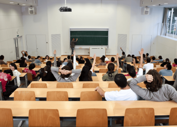 UniBa 2025: 1 posto per funzionario settore scientifico-tecnologico