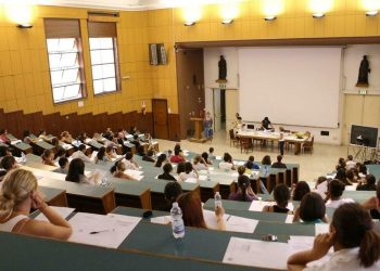 Medicina 2025 senza test d’ingresso: come funziona il corso e cosa aspettarsi