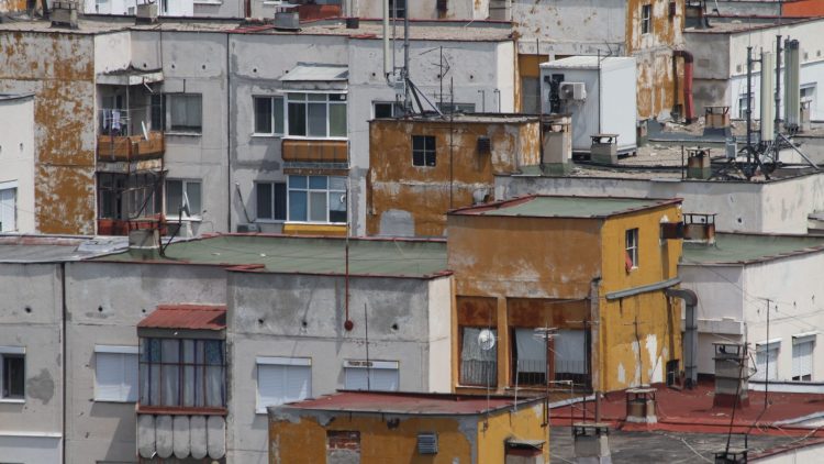 Effetto rubinetto: perché l’estate può aumentare le disuguaglianze educative