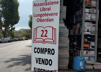 Caro libri, in arrivo la stangata ma a Roma si risparmia con l’usato