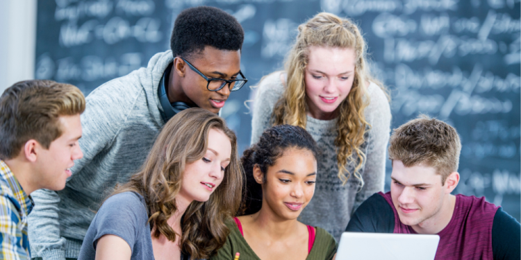 Calendario scolastico 2025/2026, quando inizia la scuola a settembre: le date regione per regione