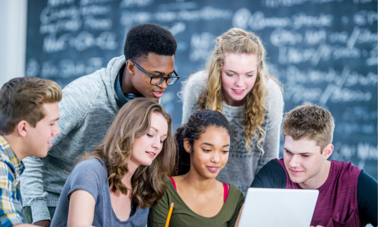Calendario scolastico 2025/2026, quando inizia la scuola a settembre: le date regione per regione