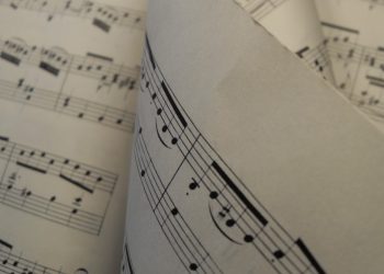 Federico, 8 anni e autistico: il bambino che scrive canzoni e conquista Spotify