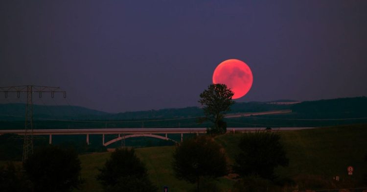 luna piena settembre 2025