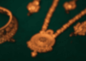 Furto al Musée du Louvre: cinque nuovi fermi, gioielli scomparsi