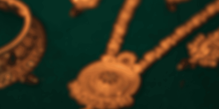 Furto al Musée du Louvre: cinque nuovi fermi, gioielli scomparsi