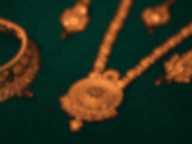 Furto al Musée du Louvre: cinque nuovi fermi, gioielli scomparsi