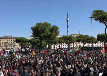 Sciopero per Gaza e la Flotilla: in 2 milioni in piazza. Studenti e docenti uniti nelle strade