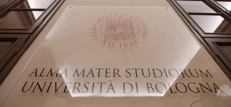 Bologna, la lettera di 30 professori dell’Università: “Non fermate la collaborazione con Israele”