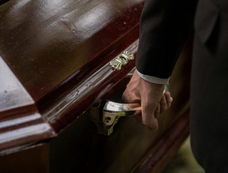 insegnante trovato morto