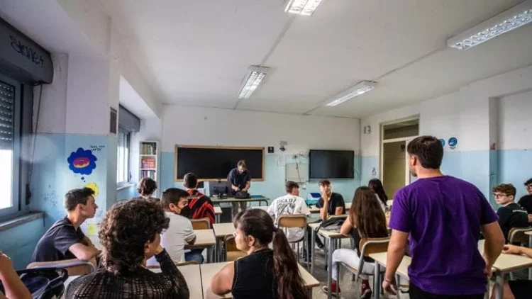 Nove giovani su dieci chiedono l’educazione sessuale a scuola
