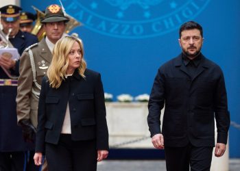 Zelensky: “Domani invierò agli Usa il piano di pace”