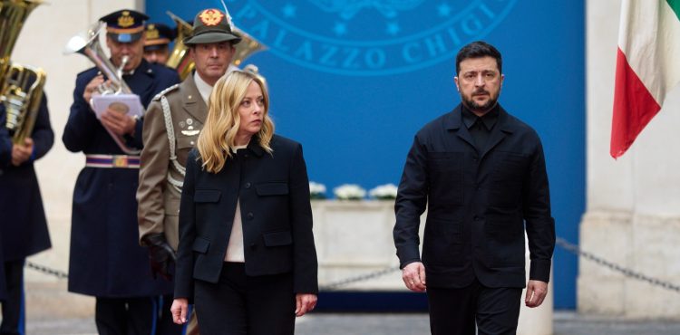 Zelensky: “Domani invierò agli Usa il piano di pace”