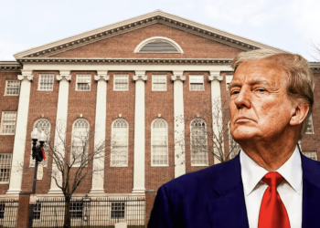 Usa, l’amministrazione Trump chiede 1 miliardo di dollari ad Harvard: scontro con le università