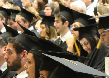 Laurea, uno studente su due ha mentito almeno una volta sui suoi risultati