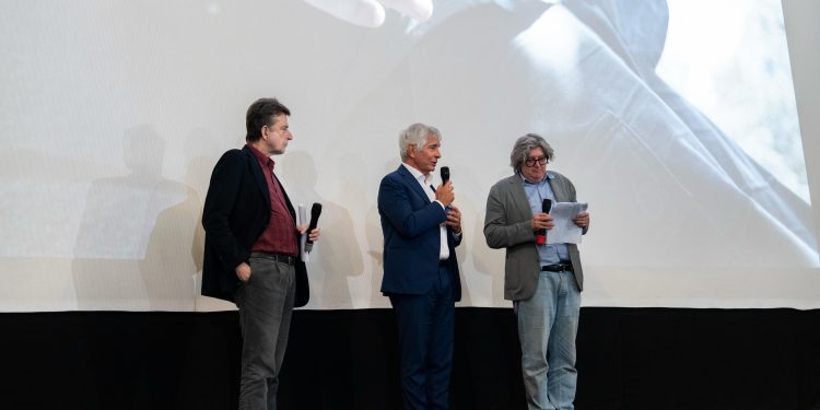 Giovani e creatività, il ministro Abodi al fianco della GenZ: il successo di “24FrameAlSecondo”
