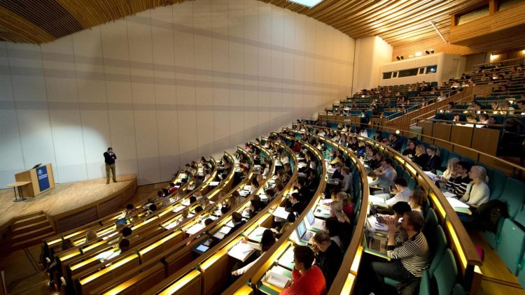 Matricole in crisi, più del 15% di giovani lasciano l’università già nel primo anno