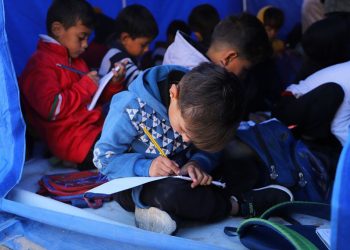 1,5 milioni di euro alle scuole che accoglieranno studenti palestinesi