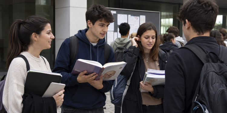 Medicina, ci siamo: il 1° settembre parte il semestre aperto. Ecco cosa aspetta gli studenti