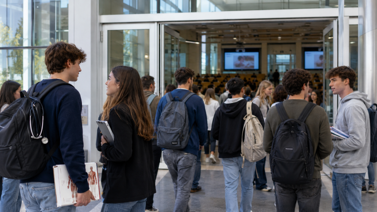 Medicina, domani parte il semestre aperto: così le università si preparano all’arrivo degli aspiranti medici