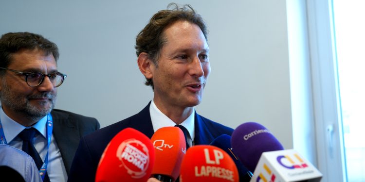 John Elkann ad Amatrice durante l’inaugurazione dell’anno scolastico nell’istituto intitolato a Sergio Marchionne
