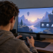 Giovane gioca online davanti a una schermata con opzioni di acquisto in-game