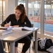 Studente-atleta di alto livello 2026/27 impegnata nello studio prima dell’allenamento