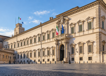 Rappresentazione illustrativa del Palazzo del Quirinale visto dalla piazza.